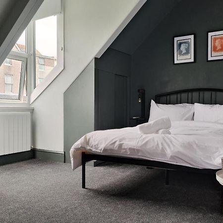 Styles & White Stays - Central Newquay Ньюки Экстерьер фото