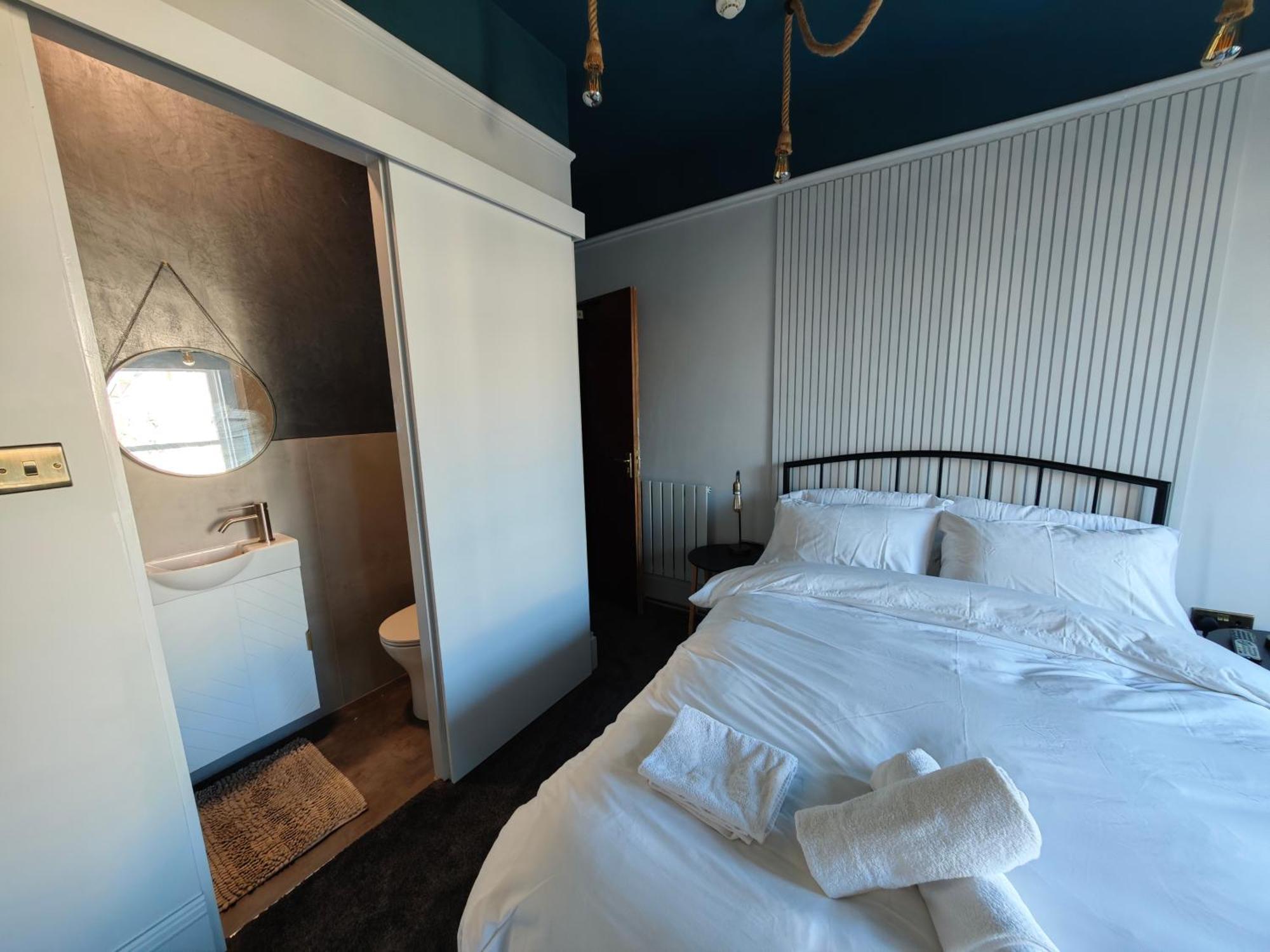 Styles & White Stays - Central Newquay Ньюки Экстерьер фото