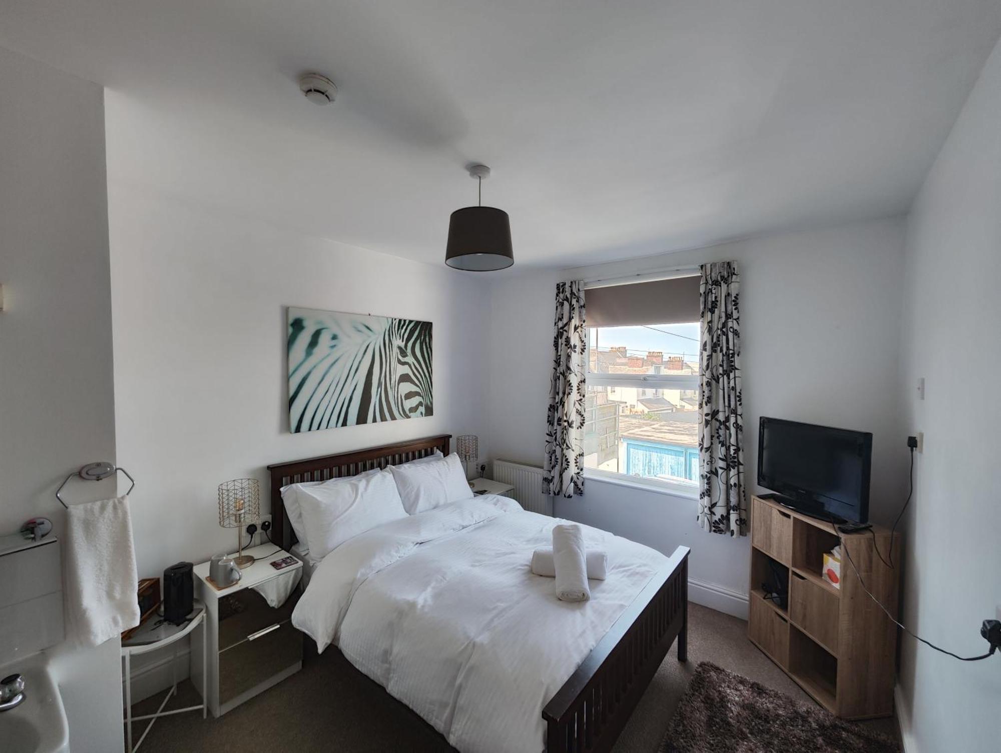 Styles & White Stays - Central Newquay Ньюки Экстерьер фото